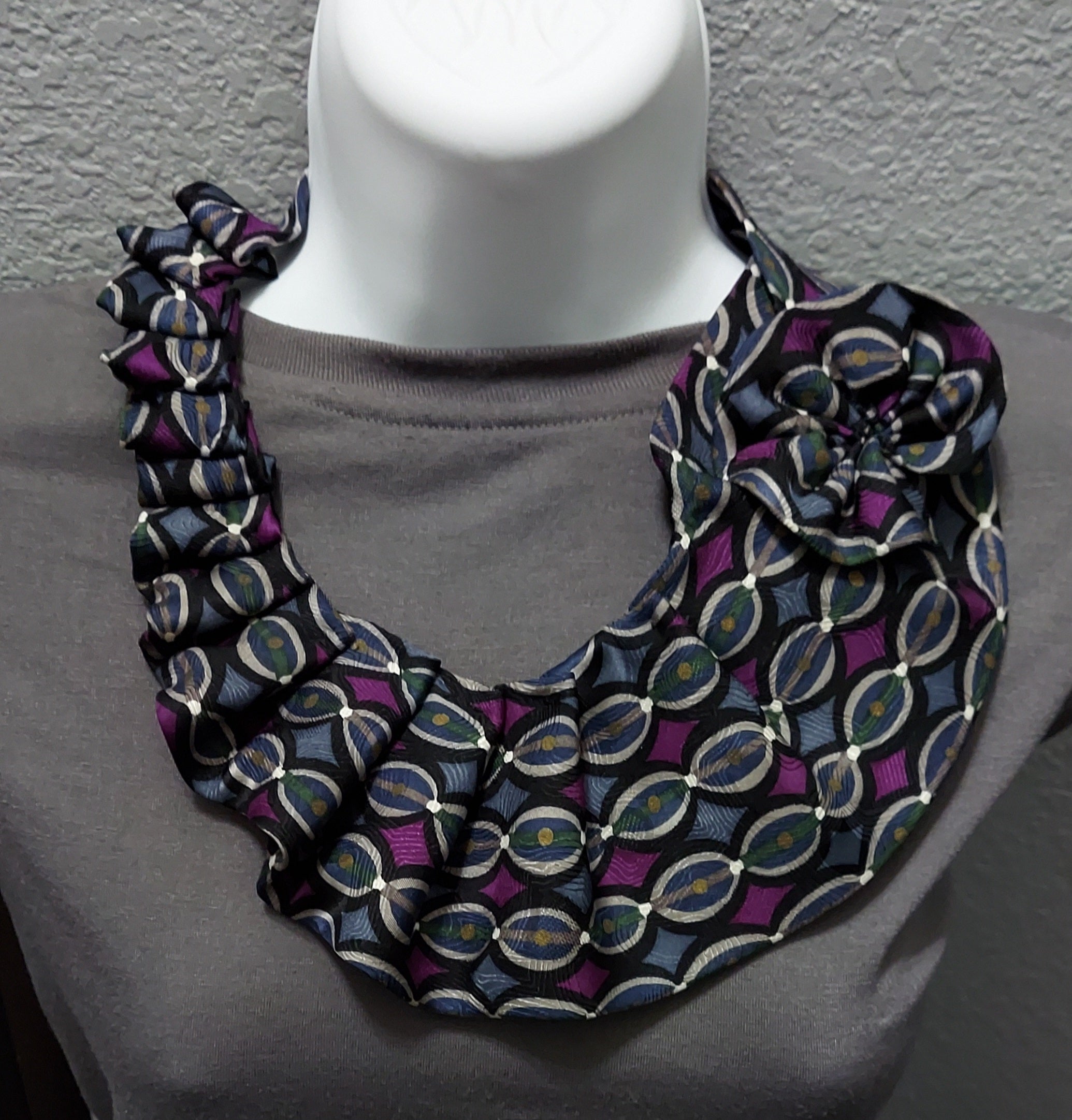 Purple & Gray Neck Candy